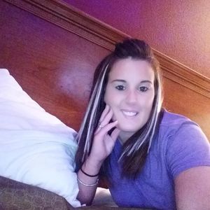 Meet your Posher, Courtney